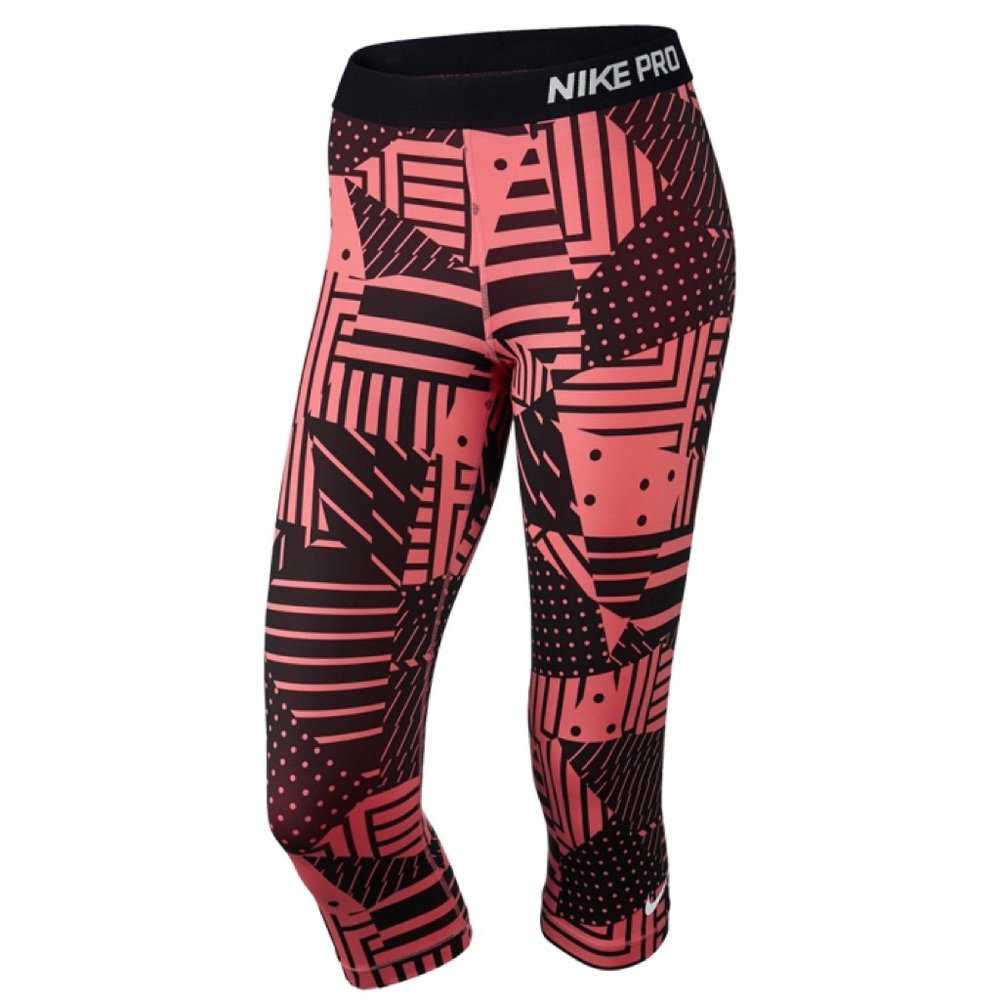 Nike Pro Patchwork Geometric Training Capri Leggings Women’s size X-Small 689832